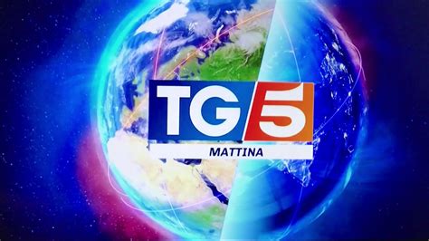 canale 5 16 novembre programmi della mattina replica